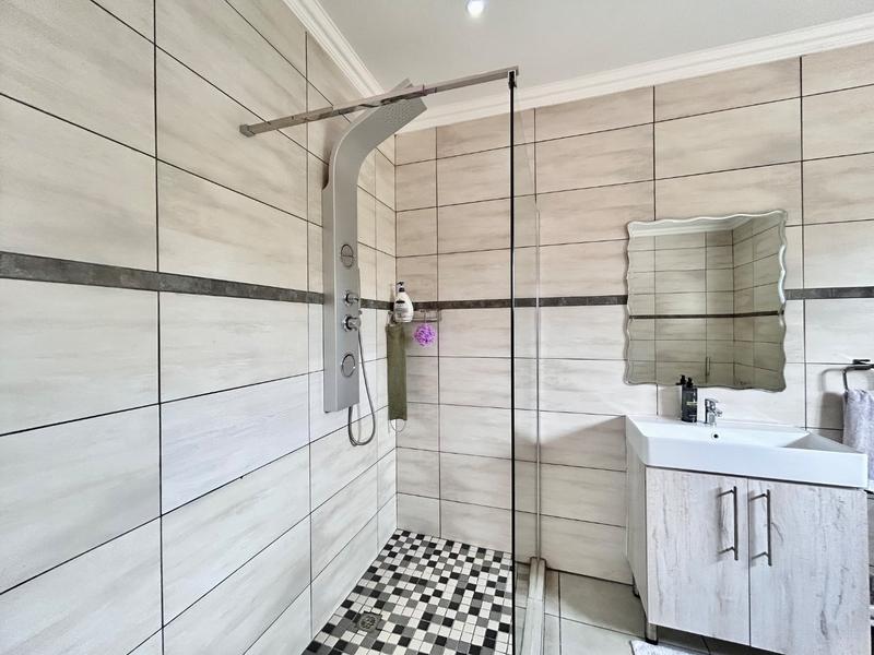 3 Bedroom Property for Sale in Leloko Lifestyle Estate North West